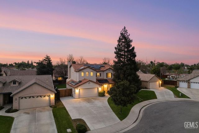 1101 Sayword Court, Bakersfield, CA 93312