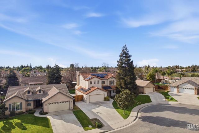 1101 Sayword Court, Bakersfield, CA 93312