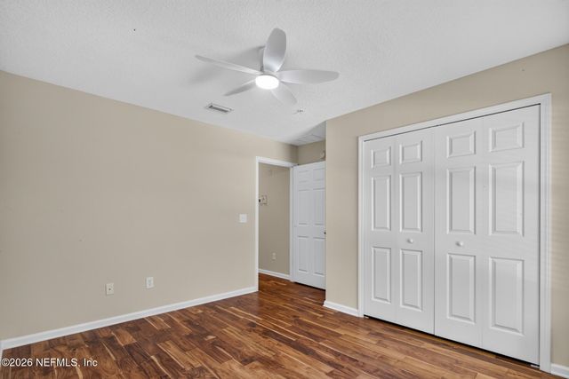 7060 DEER LODGE Circle 111, Jacksonville, FL 32256