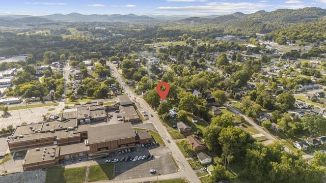307 College Ave, E, Carthage, TN 37030