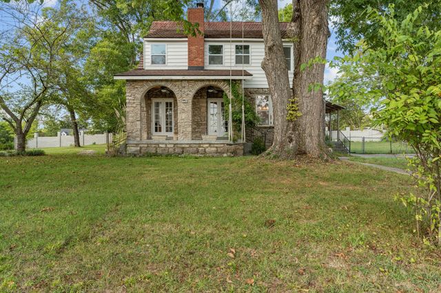 307 College Ave, E, Carthage, TN 37030