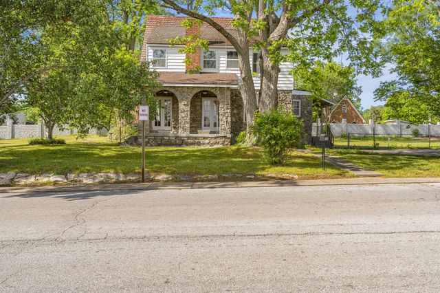 307 College Ave, E, Carthage, TN 37030