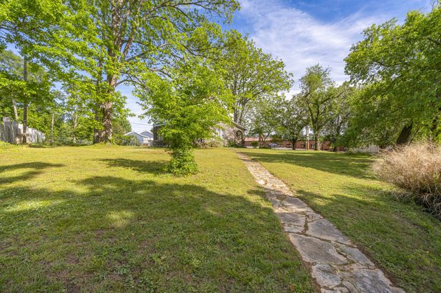 307 College Ave, E, Carthage, TN 37030