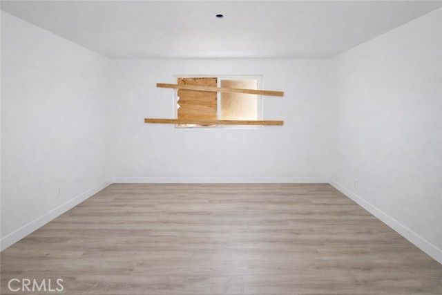 12028 Chamberlaine, Adelanto, CA 92301