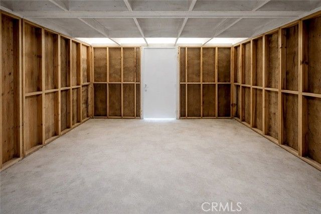 12028 Chamberlaine, Adelanto, CA 92301