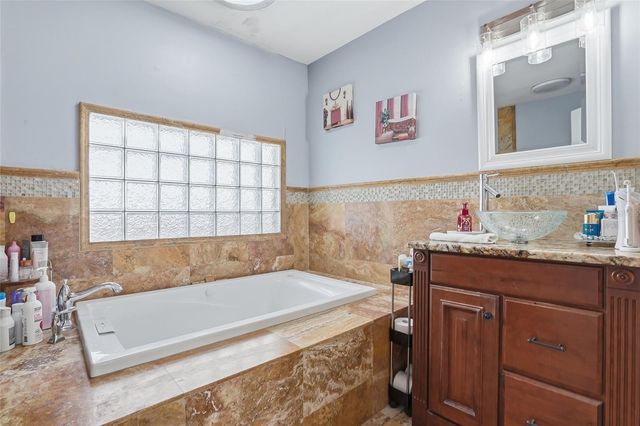 3014 W WILDER AVENUE, Tampa, FL 33614