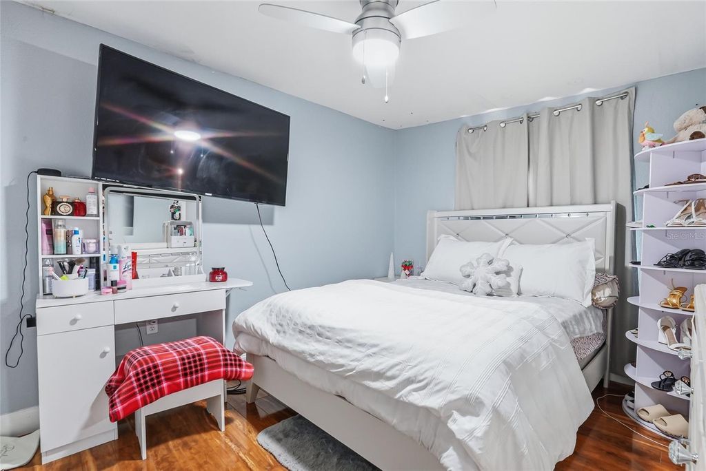 Image 19 of property listing at 3014 W WILDER AVENUE, Tampa, FL 33614