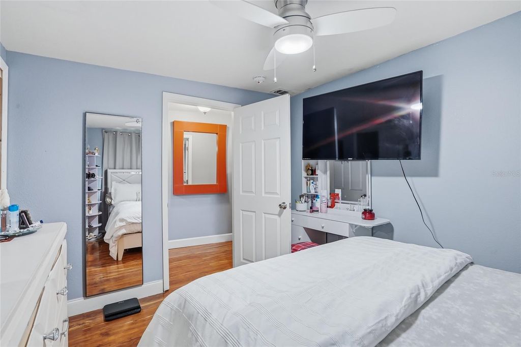 Image 20 of property listing at 3014 W WILDER AVENUE, Tampa, FL 33614