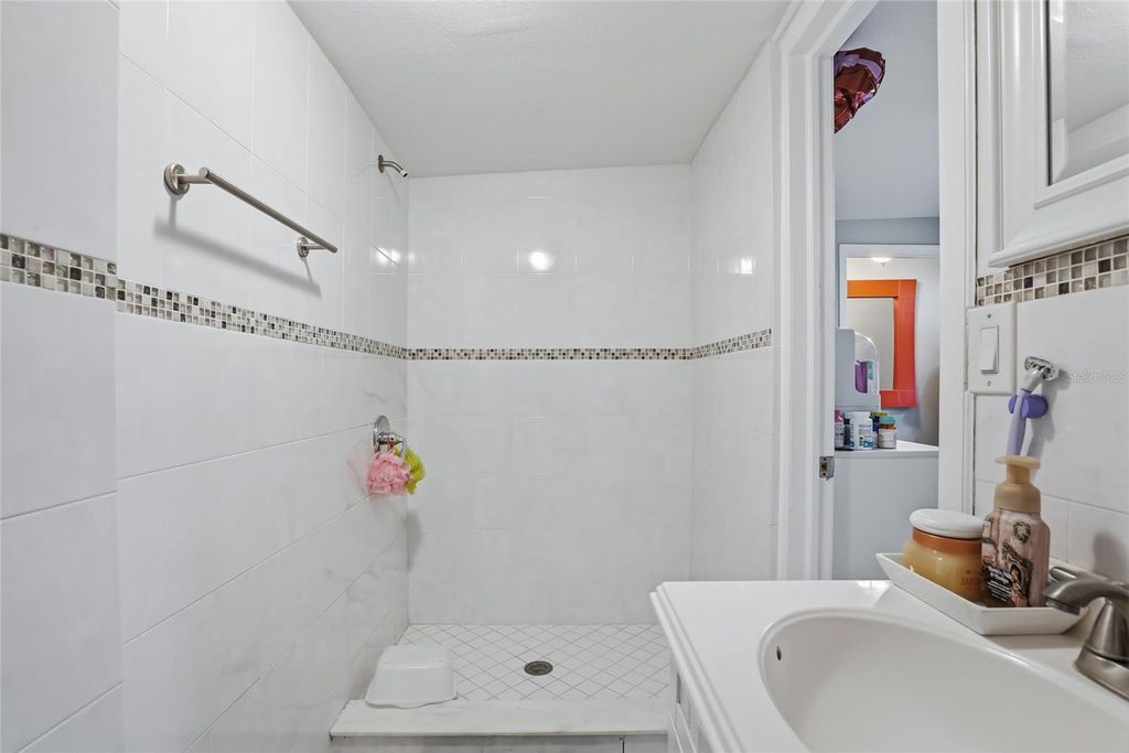 Image 22 of property listing at 3014 W WILDER AVENUE, Tampa, FL 33614