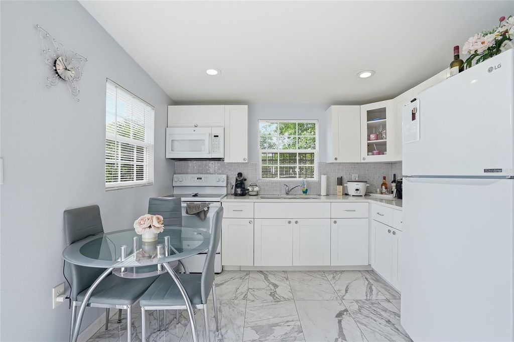 Image 24 of property listing at 3014 W WILDER AVENUE, Tampa, FL 33614