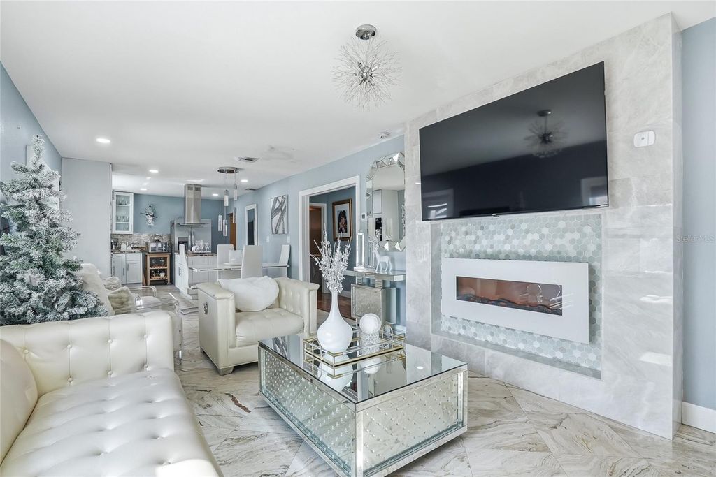 Image 6 of property listing at 3014 W WILDER AVENUE, Tampa, FL 33614