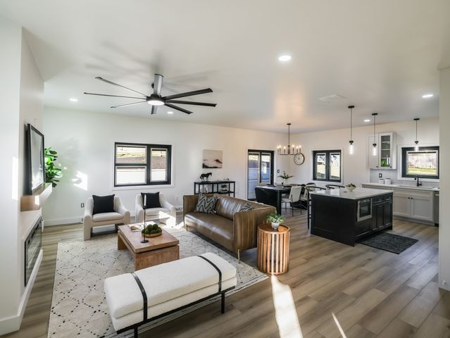 504 Western Avenue, Beaver, PA 15009