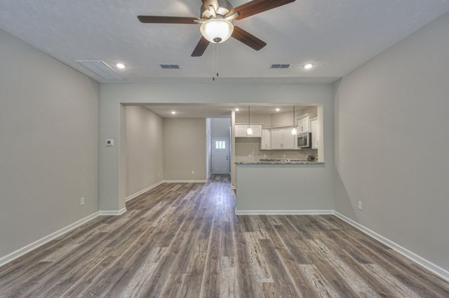 113 Creek Wood Rd, Manchester, TN 37355