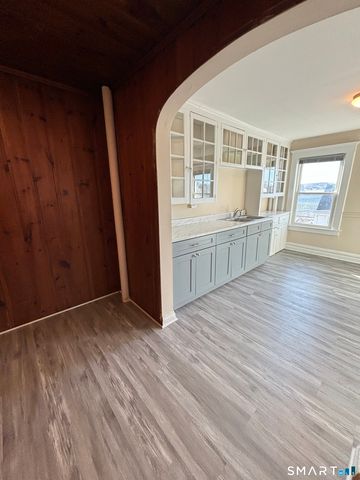 409 Main Street 9, Cromwell, CT 06416