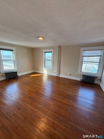 409 Main Street 9, Cromwell, CT 06416