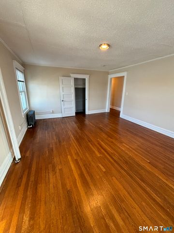 409 Main Street 9, Cromwell, CT 06416