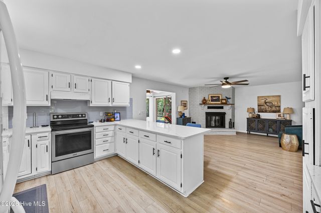 303 Long Leaf Drive, Hampstead, NC 28443