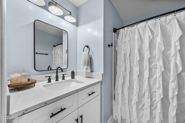 303 Long Leaf Drive, Hampstead, NC 28443