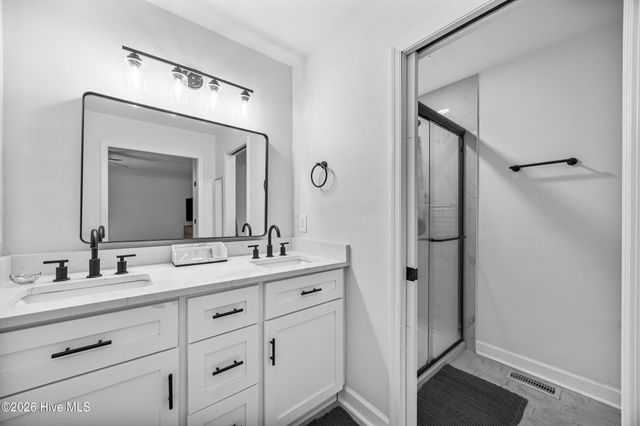 303 Long Leaf Drive, Hampstead, NC 28443