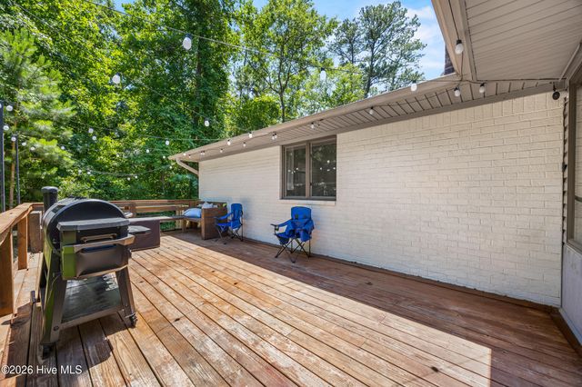 303 Long Leaf Drive, Hampstead, NC 28443