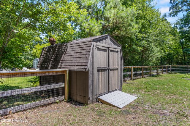 303 Long Leaf Drive, Hampstead, NC 28443