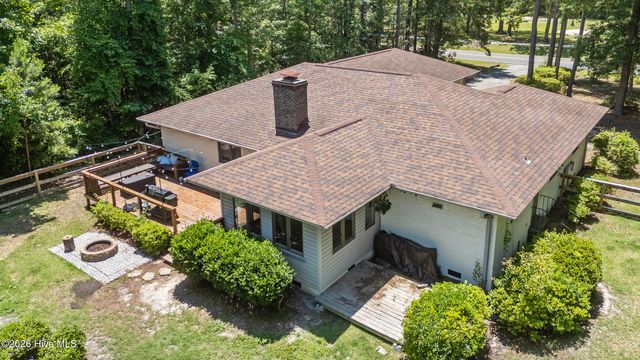 303 Long Leaf Drive, Hampstead, NC 28443