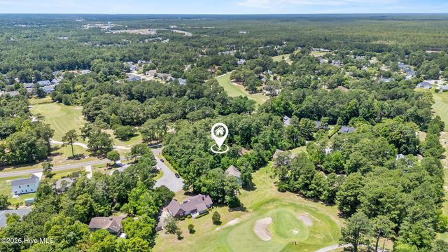 303 Long Leaf Drive, Hampstead, NC 28443