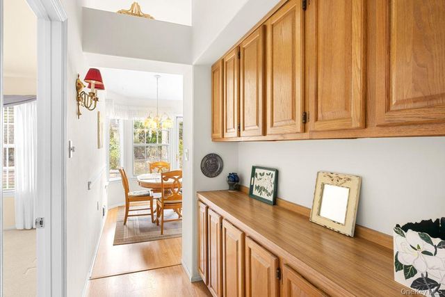 16 Huntington Court, Ridge, NY 11961