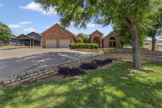 4223 Mojave Drive, Granbury, TX 76049