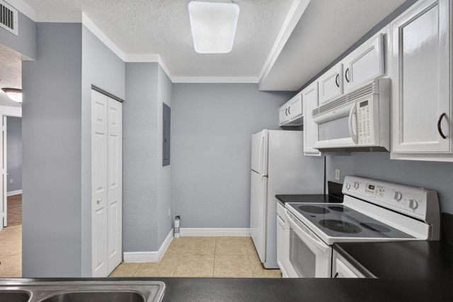 4723 Lucerne Lakes Boulevard E 612, Lake Worth, FL 33467