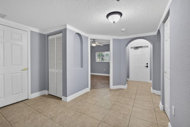 4723 Lucerne Lakes Boulevard E 612, Lake Worth, FL 33467