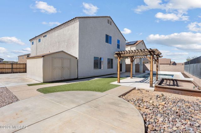 272 W Herschel H. Hobbs Place, Vail, AZ 85641