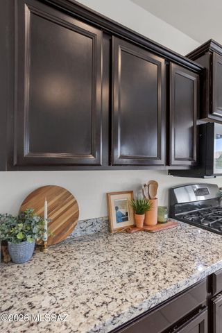 272 W Herschel H. Hobbs Place, Vail, AZ 85641