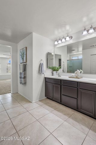 272 W Herschel H. Hobbs Place, Vail, AZ 85641