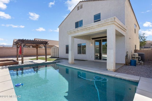 272 W Herschel H. Hobbs Place, Vail, AZ 85641