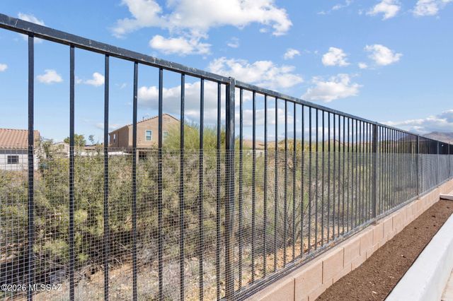 272 W Herschel H. Hobbs Place, Vail, AZ 85641