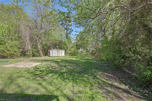 212 N Sixth ST, Hampton, VA 23664