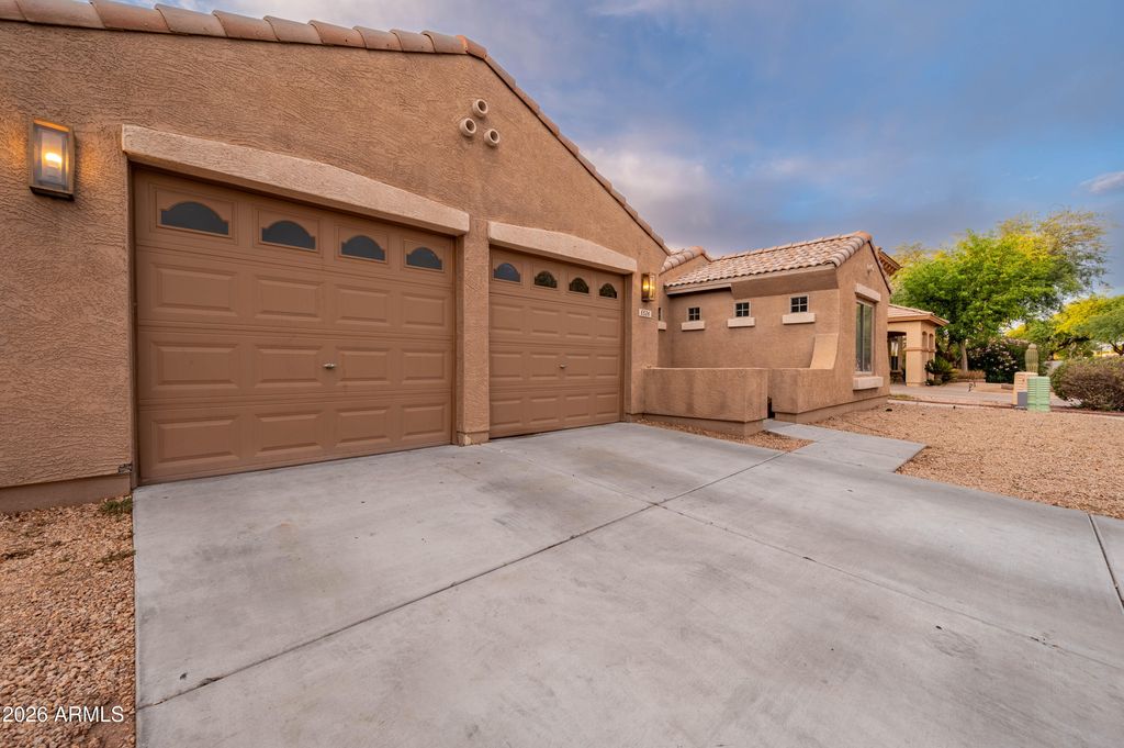 8526 W PRESTON Lane, Tolleson, AZ 85353 — exterior