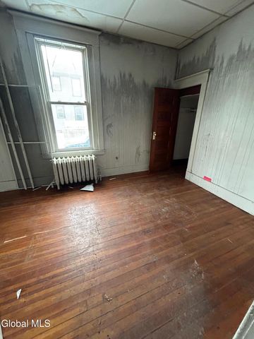 322 Orange Street, Albany, NY 12201