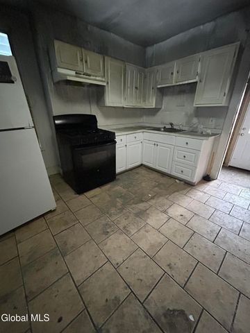 322 Orange Street, Albany, NY 12201