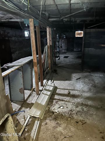 322 Orange Street, Albany, NY 12201