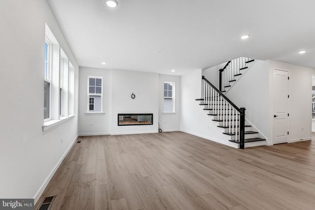 2063 SPRINGVALE DR, Bealeton, VA 22712