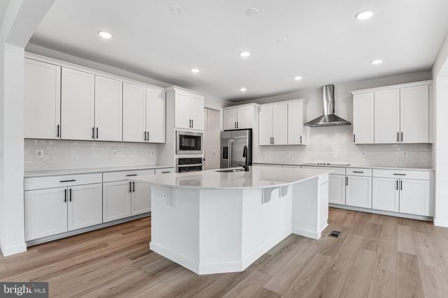 2063 SPRINGVALE DR, Bealeton, VA 22712