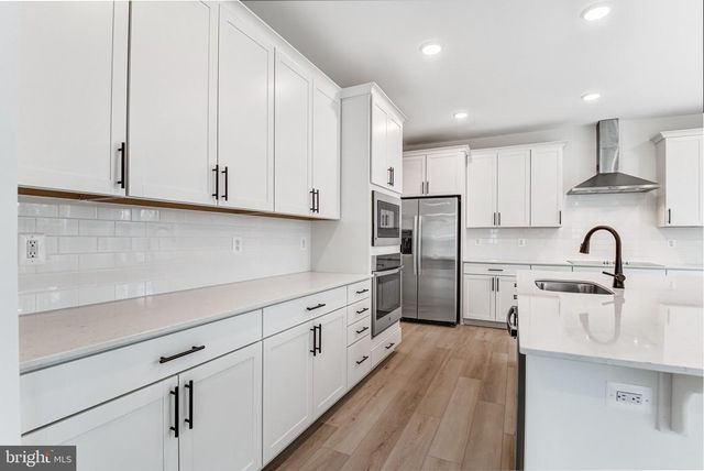 2063 SPRINGVALE DR, Bealeton, VA 22712