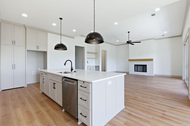 5 Mountain Brook Road, Little Rock, AR 72223