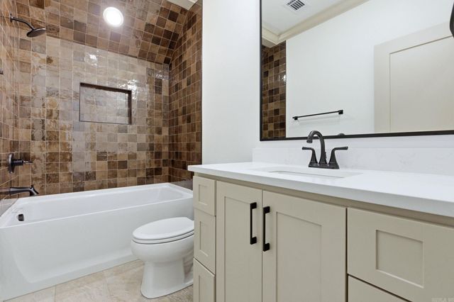 5 Mountain Brook Road, Little Rock, AR 72223