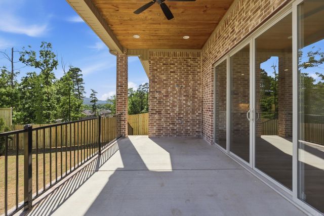 5 Mountain Brook Road, Little Rock, AR 72223