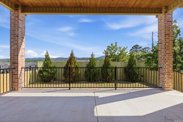 5 Mountain Brook Road, Little Rock, AR 72223