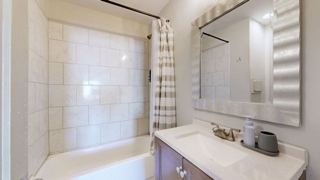 221 Mockingbird Dr, Columbia, TN 38401