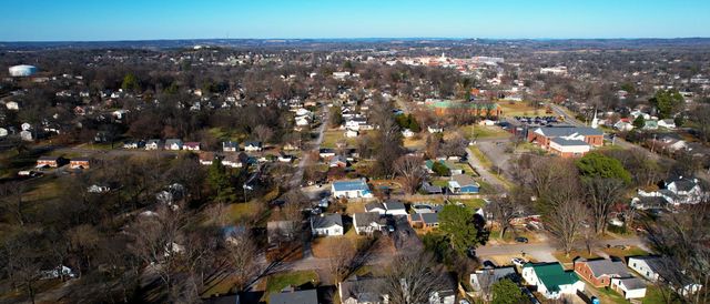 221 Mockingbird Dr, Columbia, TN 38401